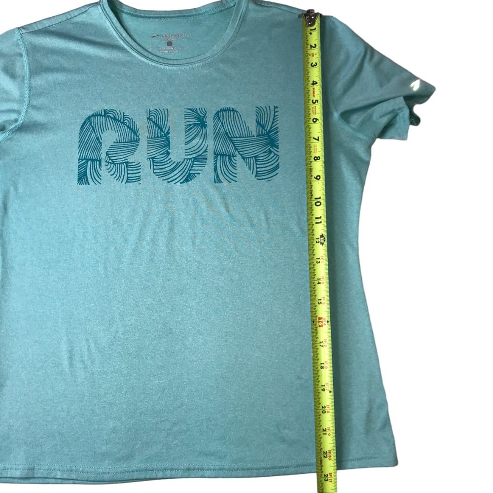 BROOKS Running RUN Shirt Light Seafoam Green.  Size Women's Large. - Picture 6 of 8